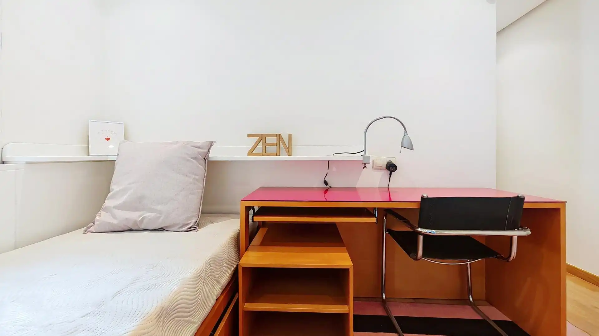 Schlafzimmer von Wohnung zum Verkauf in Tineo mit Balkon