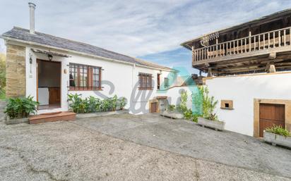 Exterior view of House or chalet for sale in Valdés - Luarca  with Heating, Private garden and Parquet flooring