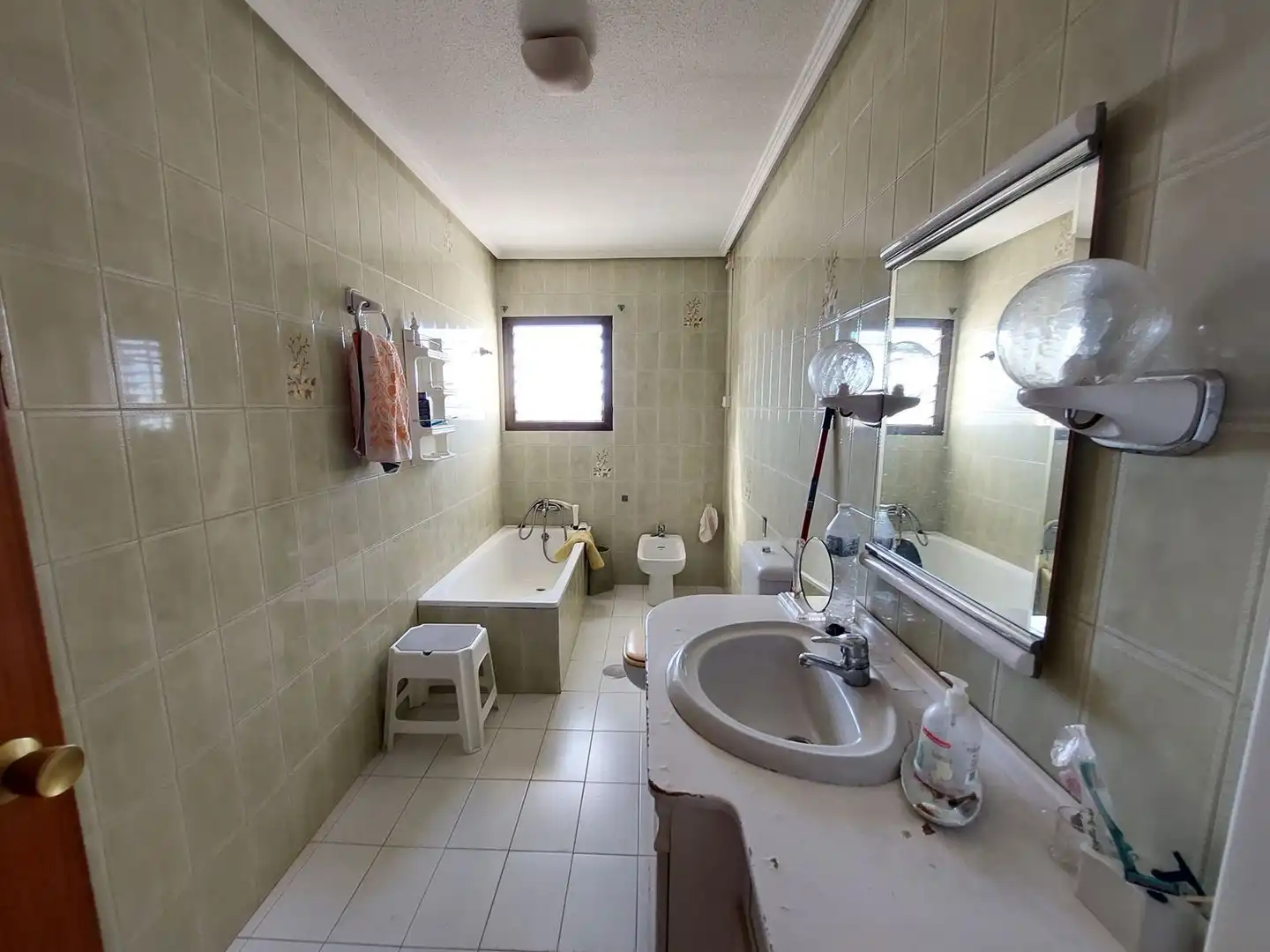 Bany de Edifici en venda en San Vicente del Raspeig / Sant Vicent del Raspeig