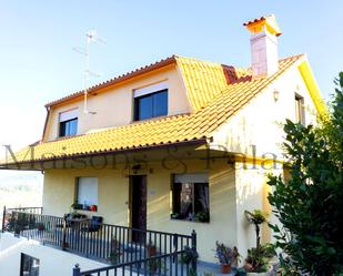 Exterior view of House or chalet for sale in Vigo   with Heating, Private garden and Parquet flooring