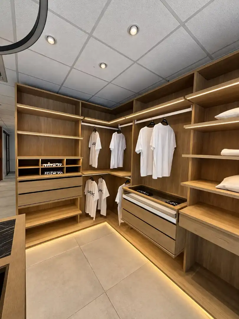 Local comercial de lloguer a Calle Bruselas 20A, imagen 3