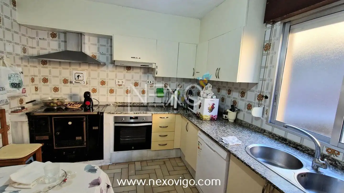 Cocina de Casa o chalet en venta en Moaña con Jardín privado, Terraza y Trastero