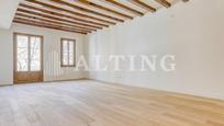 Living room of Flat for sale in  Barcelona Capital  with Balcony