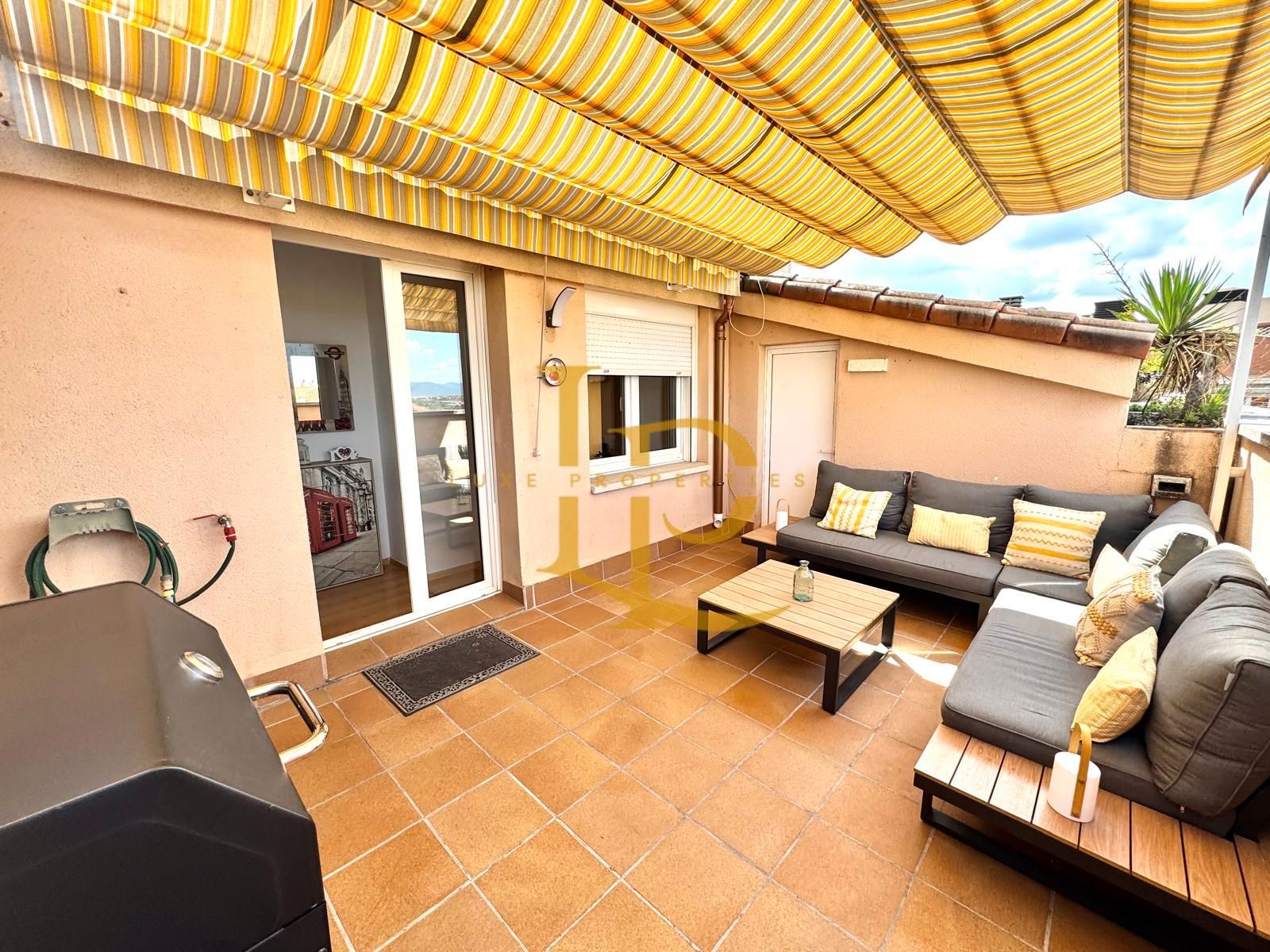 Terrace of Duplex for sale in Rubí  with Air Conditioner, Heating and Parquet flooring