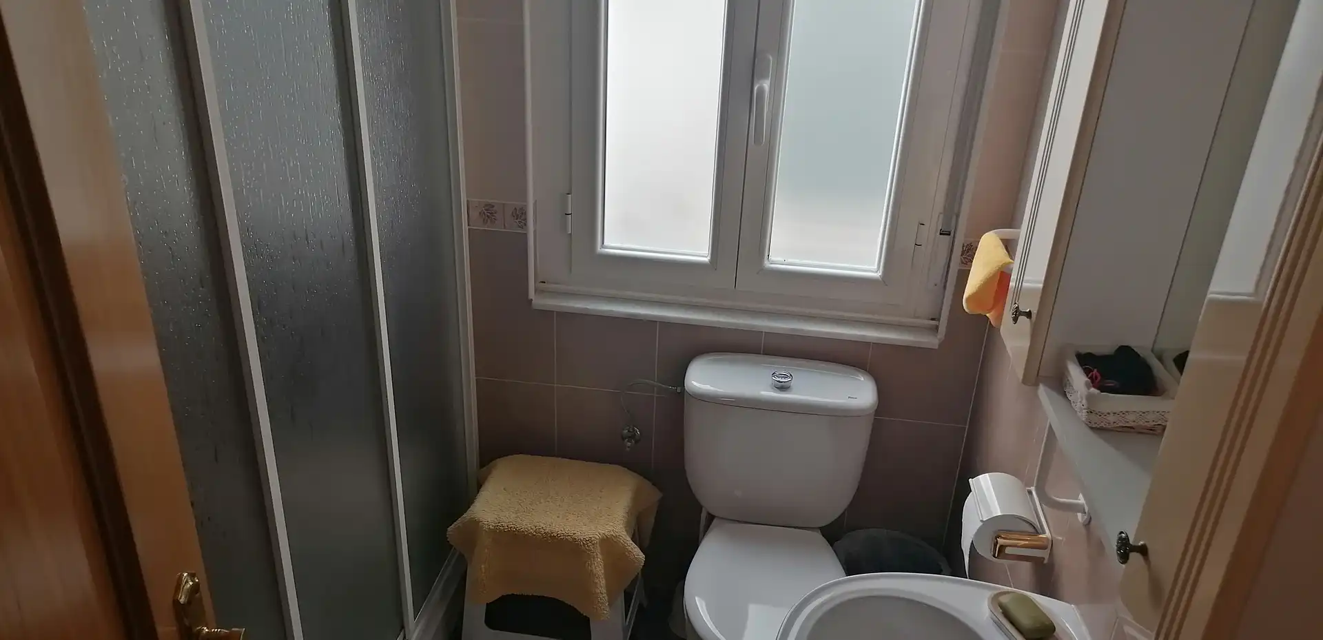 Habitació a Paseo del Gran Capitán, Vidal