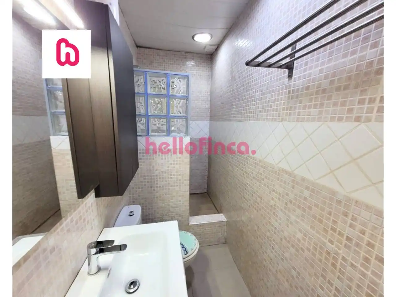 Bathroom of Flat for sale in Ripollet  with Heating, Parquet flooring and Terrace