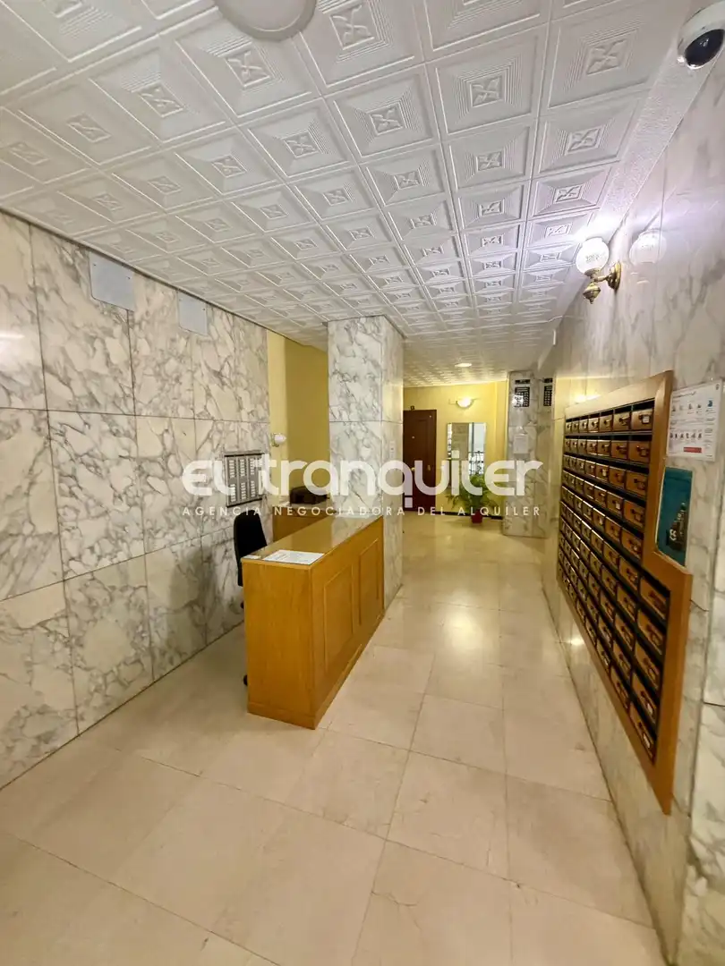 Flat for rent in Calle Ardemans, Guindalera