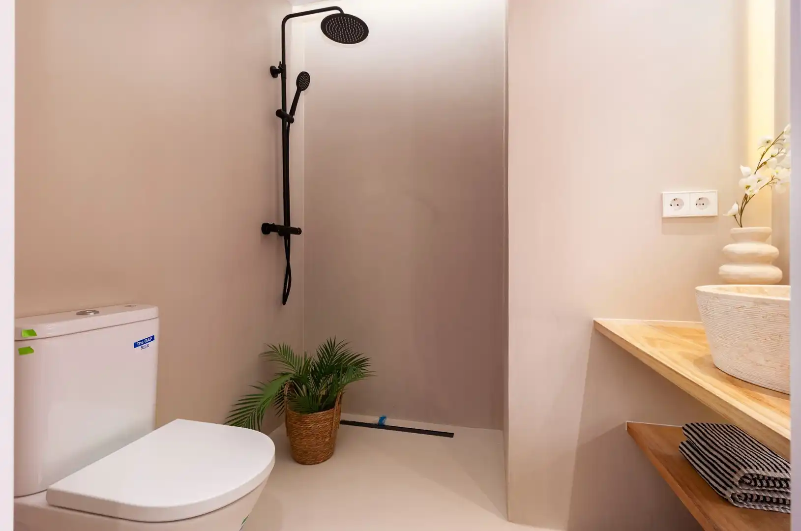 Baño de Piso en venta en Terrassa con Aire acondicionado, Calefacción y Domótica