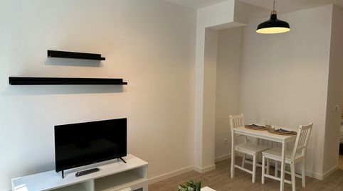 Foto 2 de Piso de alquiler en N/a, Aluche, Madrid Capital