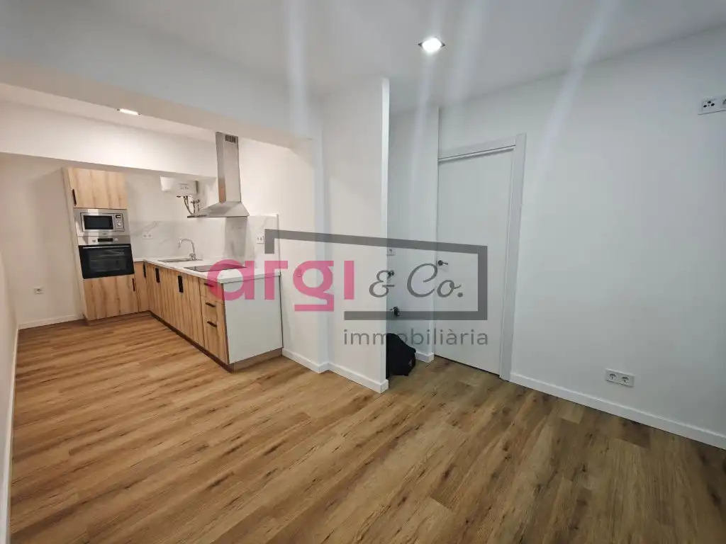 Business premises for sale in Centre
