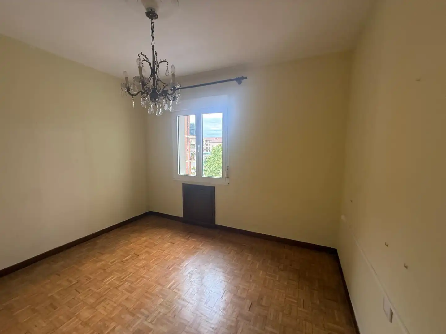 Bedroom of Flat for sale in Oviedo   with Heating, Parquet flooring and Terrace