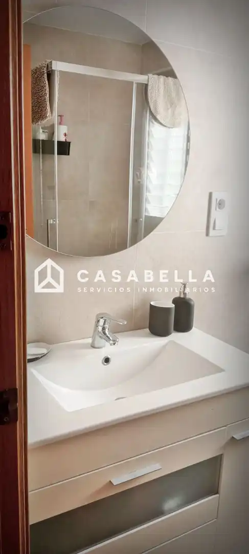 Bathroom of Flat for share in Sagunto / Sagunt  with Furnished