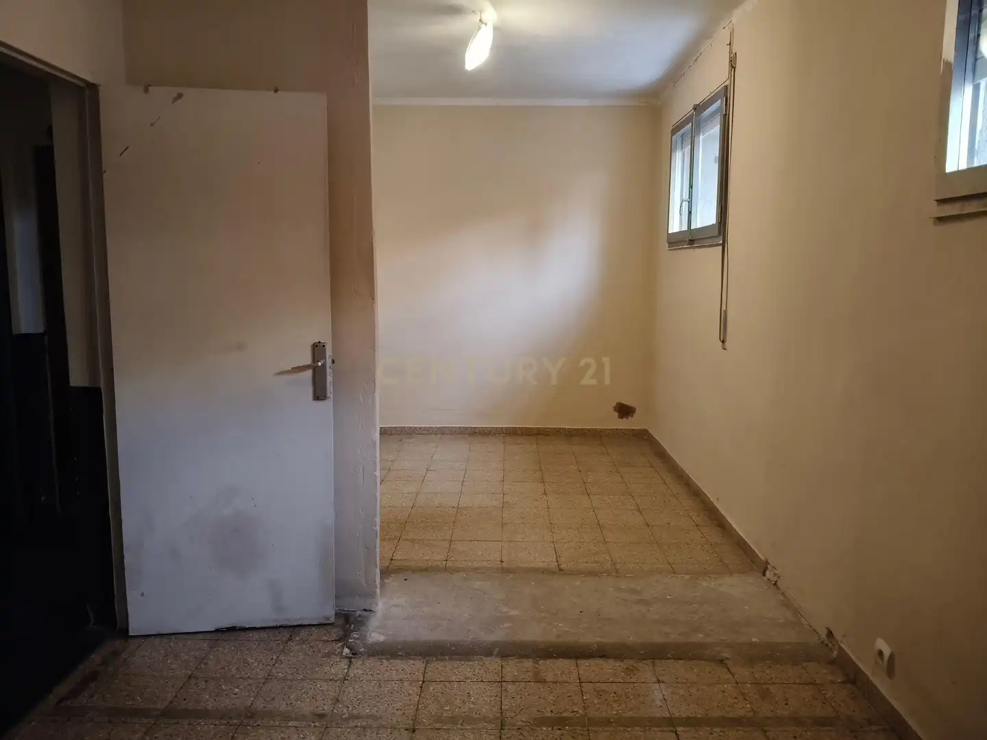 Flat for sale in Ripollet