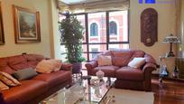 Living room of Flat for sale in Oviedo   with Heating