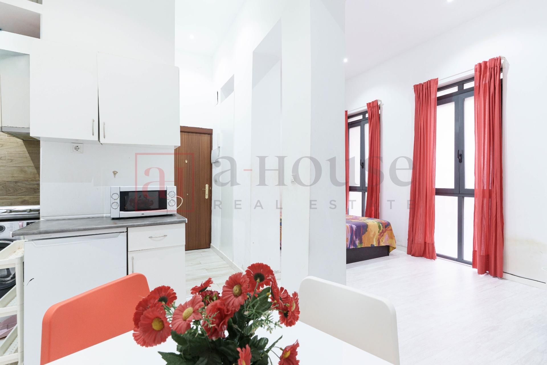 Bedroom of Planta baja for sale in  Madrid Capital  with Heating