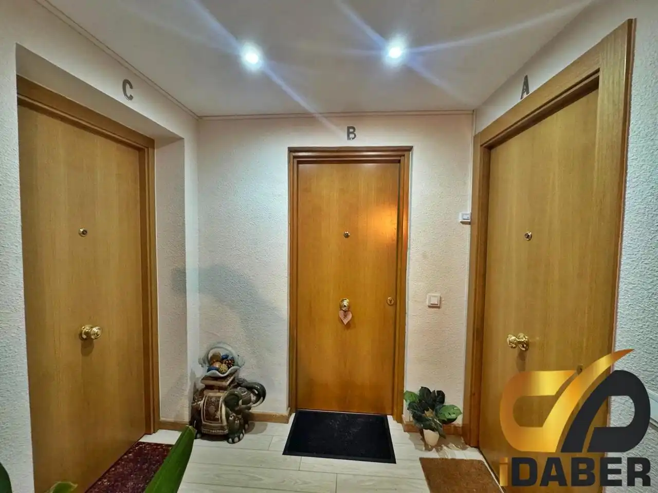 Edificio en venta en Carranque