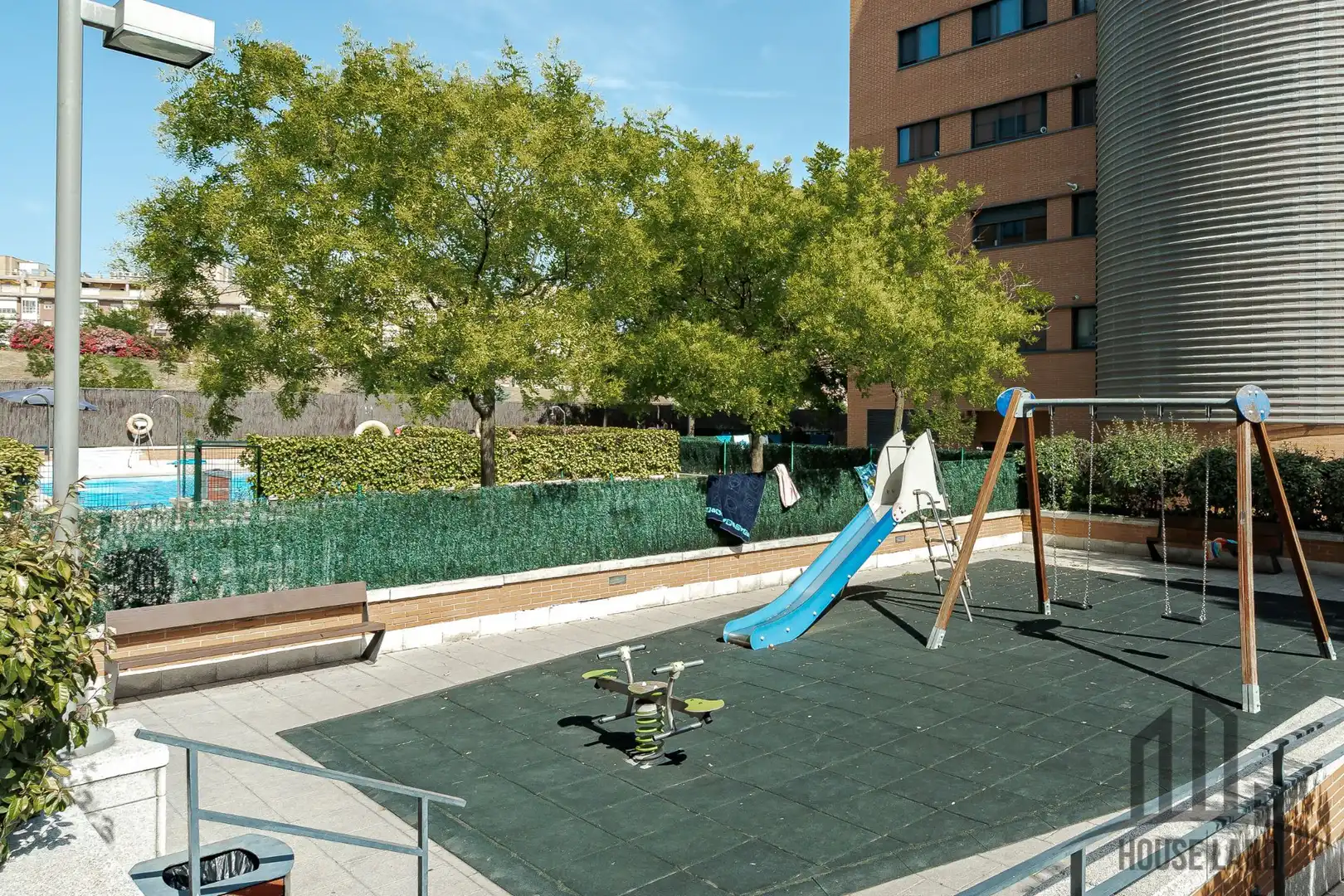 Terrassa de Pis en venda en Madrid amb Calefacció i Piscina comunitària