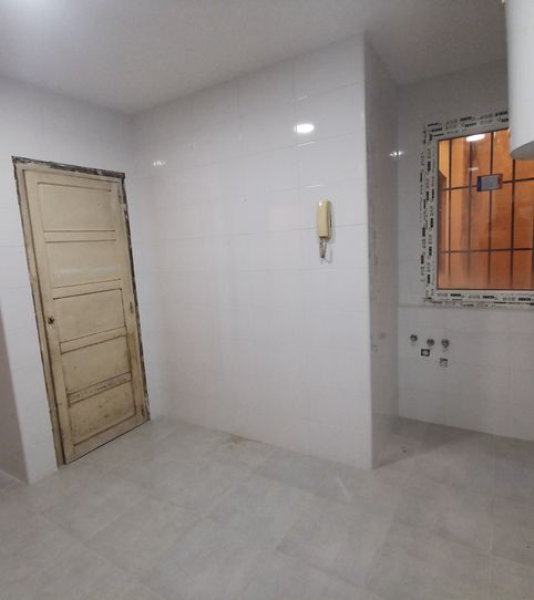 Foto 2 de Piso en venta en Calle San Bernardo, Centro, Avilés