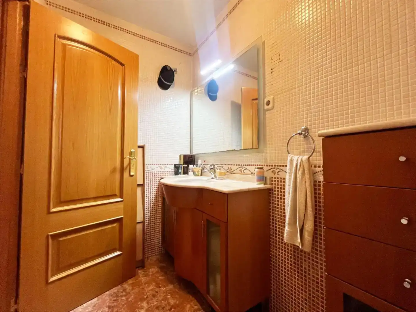 Bany de Casa o xalet en venda en Villanueva del Pardillo amb Aire condicionat, Jardí privat i Parquet