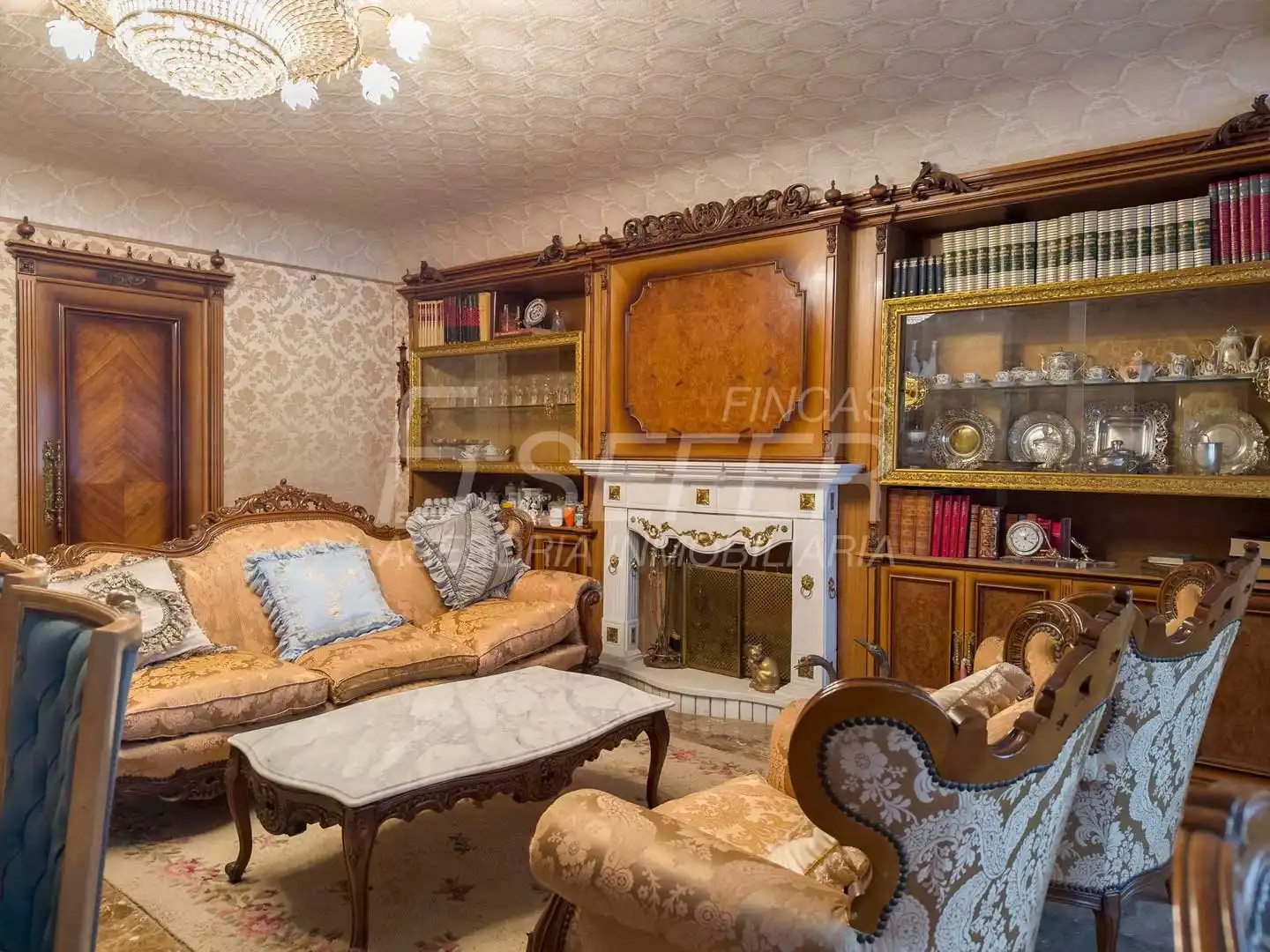 Sala de estar de Piso en venta en Vila-real con TV
