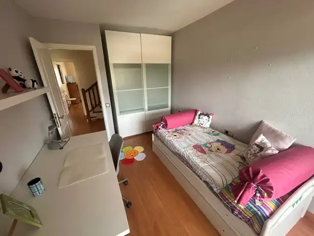 Dormitori de Casa adosada en venda en Arucas amb Jardí privat, Terrassa i Traster