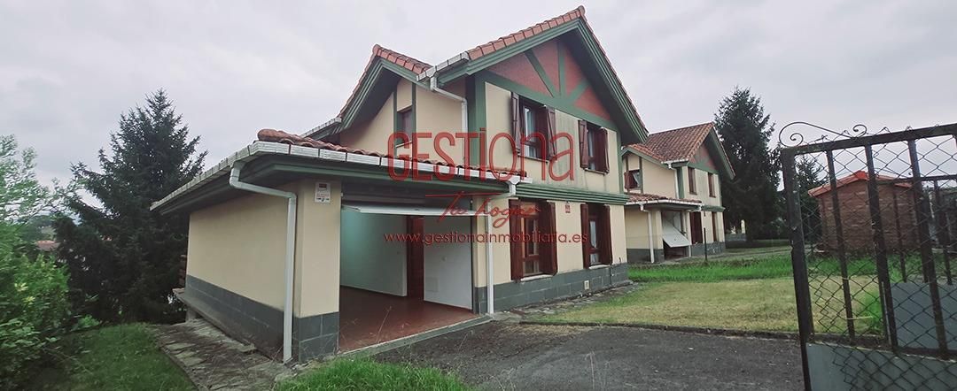 Exterior view of House or chalet for sale in Bárcena de Cicero  with Heating, Private garden and Terrace