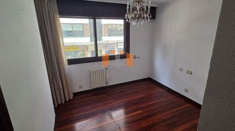 Foto 3 de Piso en venta en Plaza España - Corte Inglés, Vigo