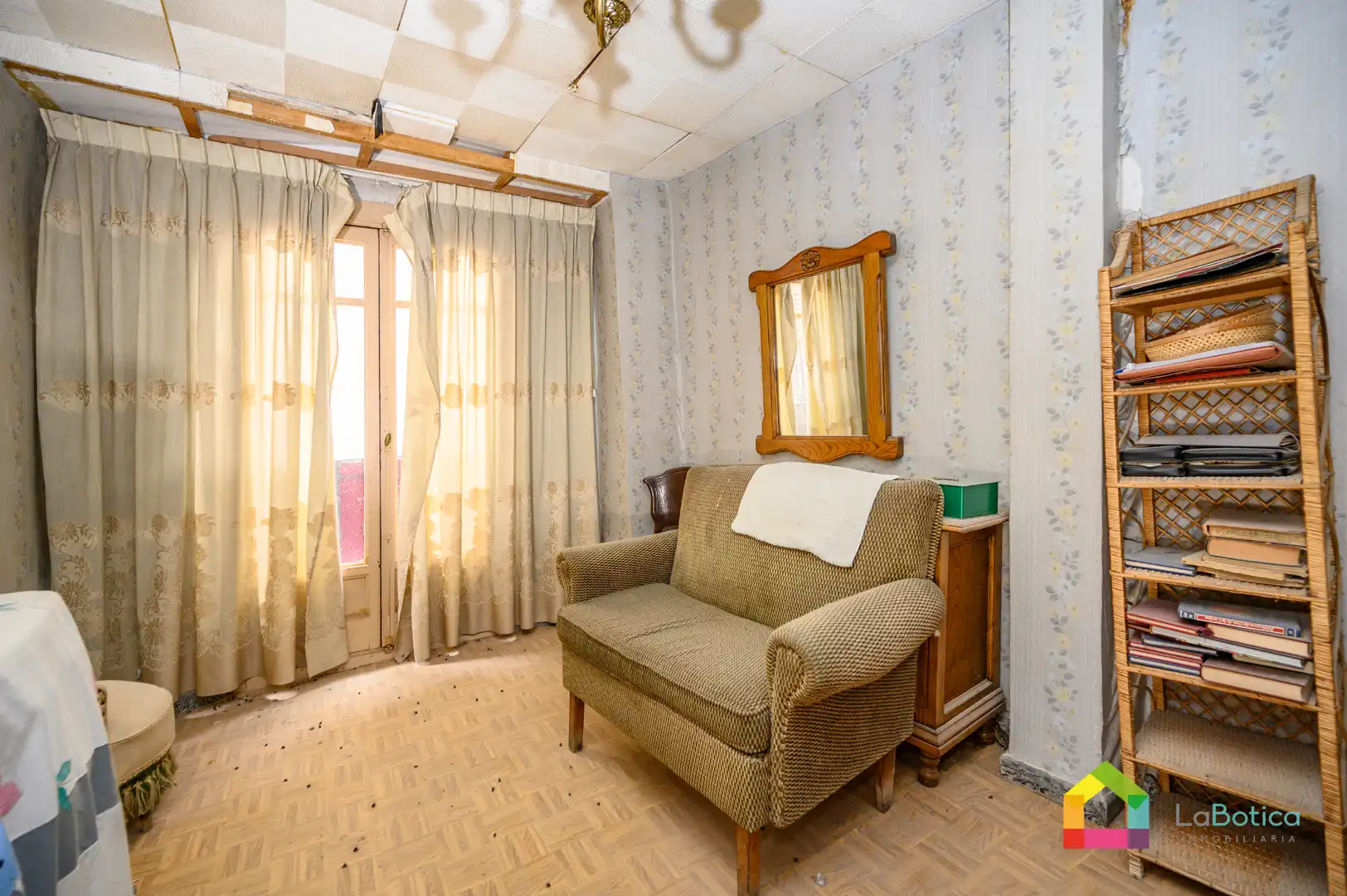 Habitación de Edificio en venta en Toledo