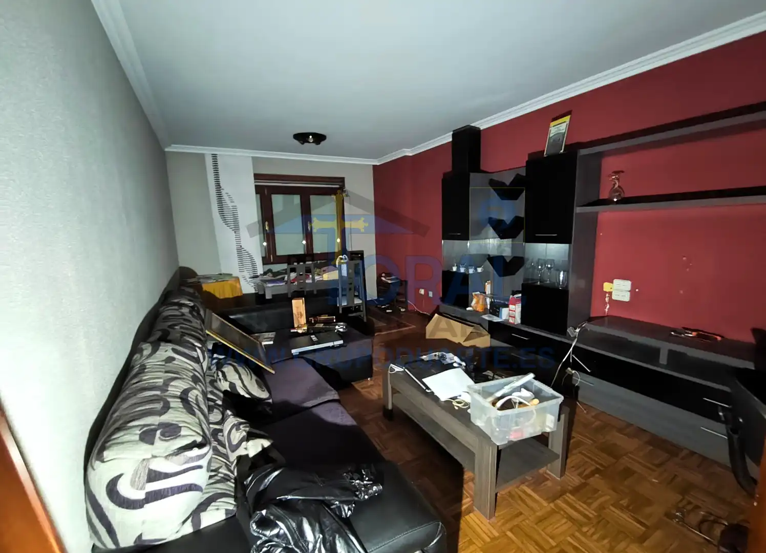 Sala de estar de Piso en venta en Gijón  con Parquet, Trastero y Amueblado