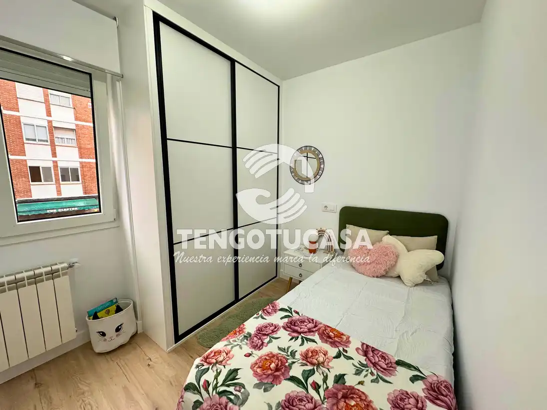 Dormitori de Pis en venda en Madrid amb Aire condicionat, Calefacció i Moblat
