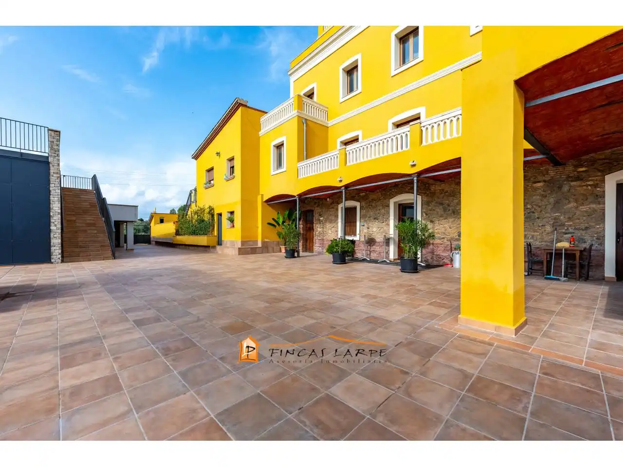 Country homes for rent in Les Grases