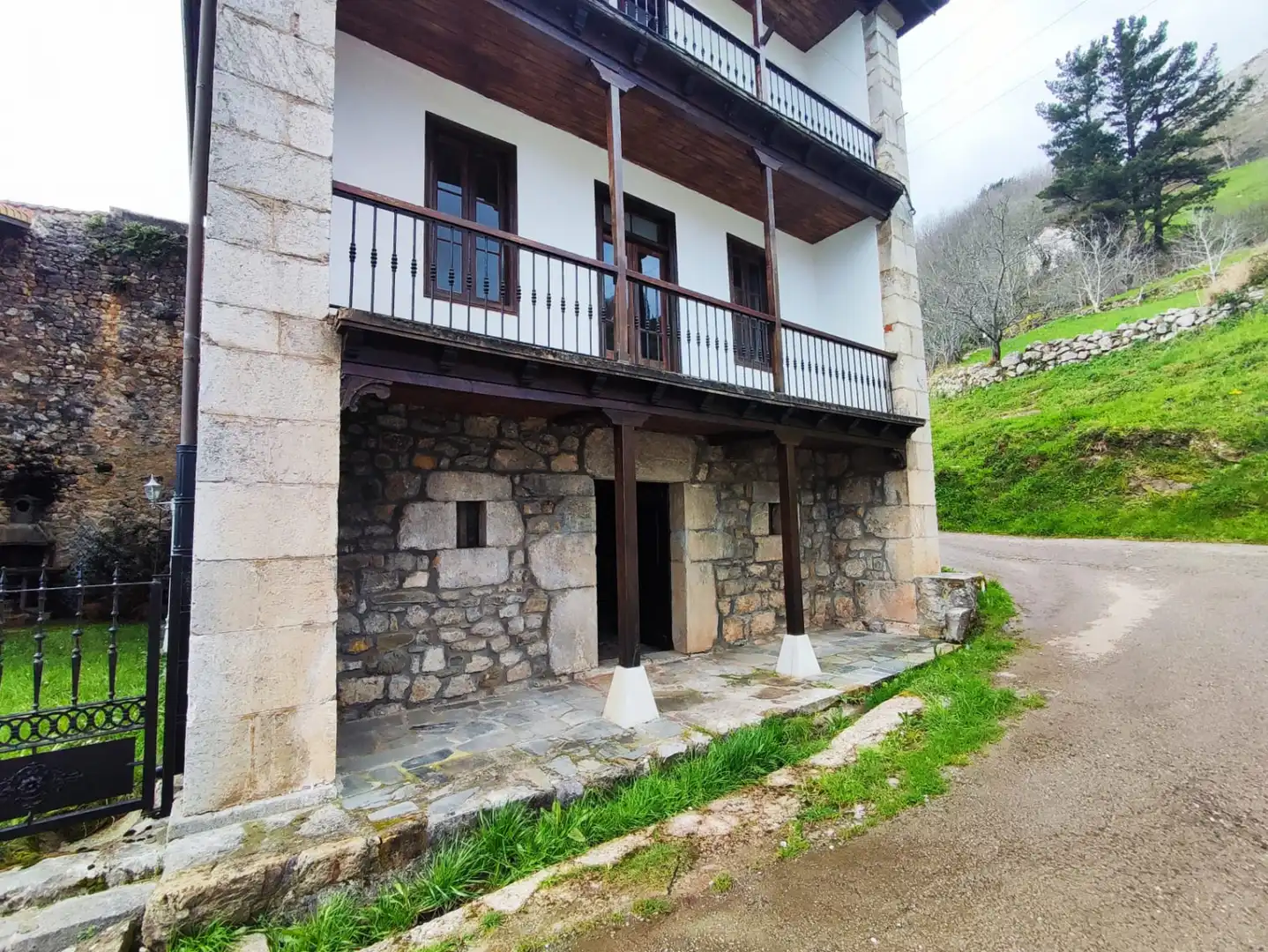 Exterior view of Houses for sale in Miera  with Private garden, Parquet flooring and Terrace