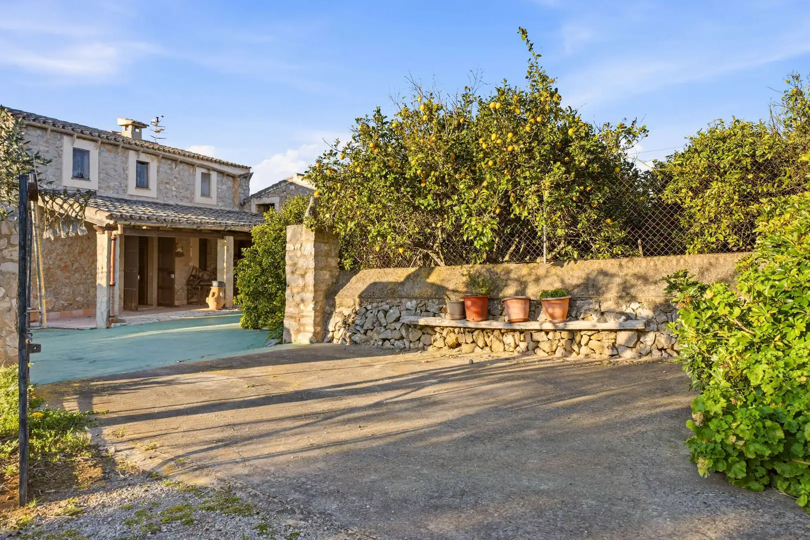 Außenansicht von Country house zum Verkauf in Sant Llorenç des Cardassar mit Terrasse und Möbliert