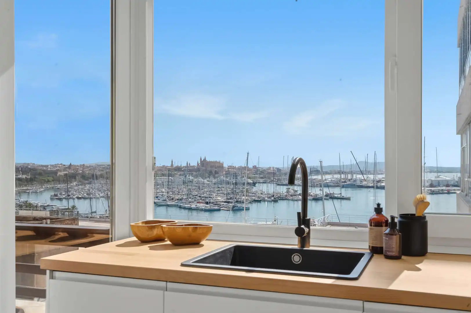 Kitchen of Flat for sale in  Palma de Mallorca  with Air Conditioner, Terrace and Furnished