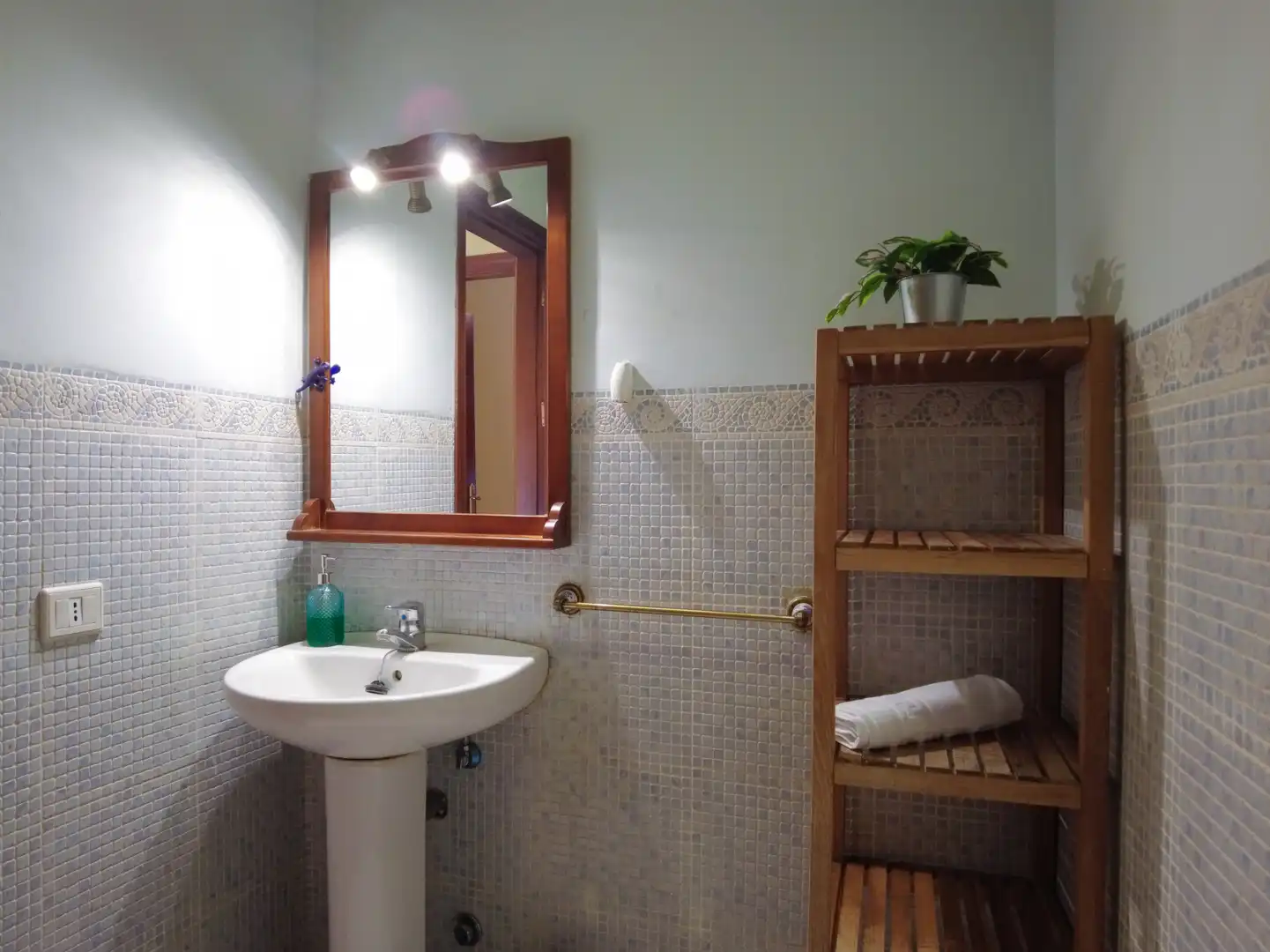 Baño de Casa adosada de alquiler en La Orotava con Calefacción, Parquet y Amueblado