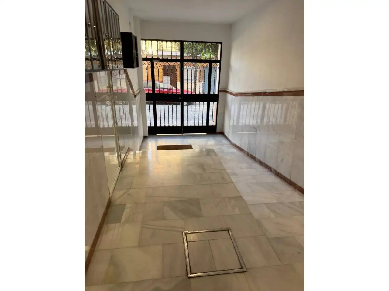 Flat for sale in Camas  with Air Conditioner, Heating and Parquet flooring