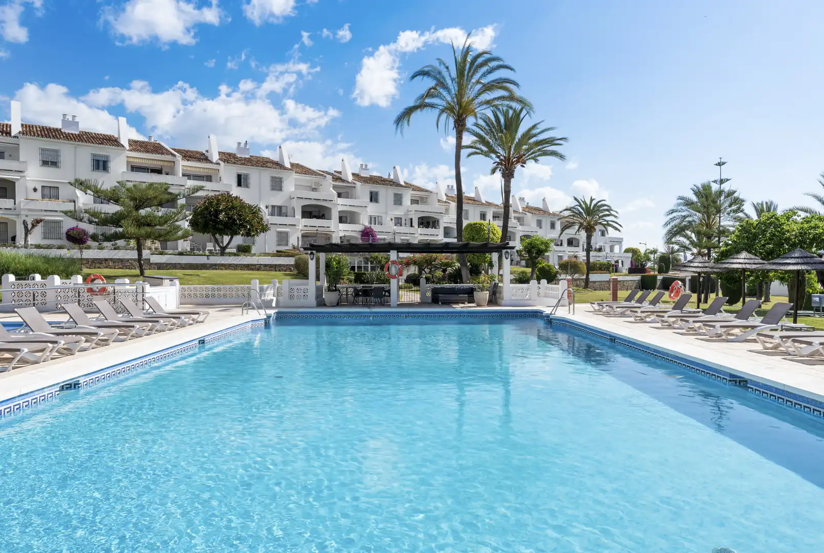 Wohnung mit Pool zum Verkauf in Nueva Andalucía, imagen 3