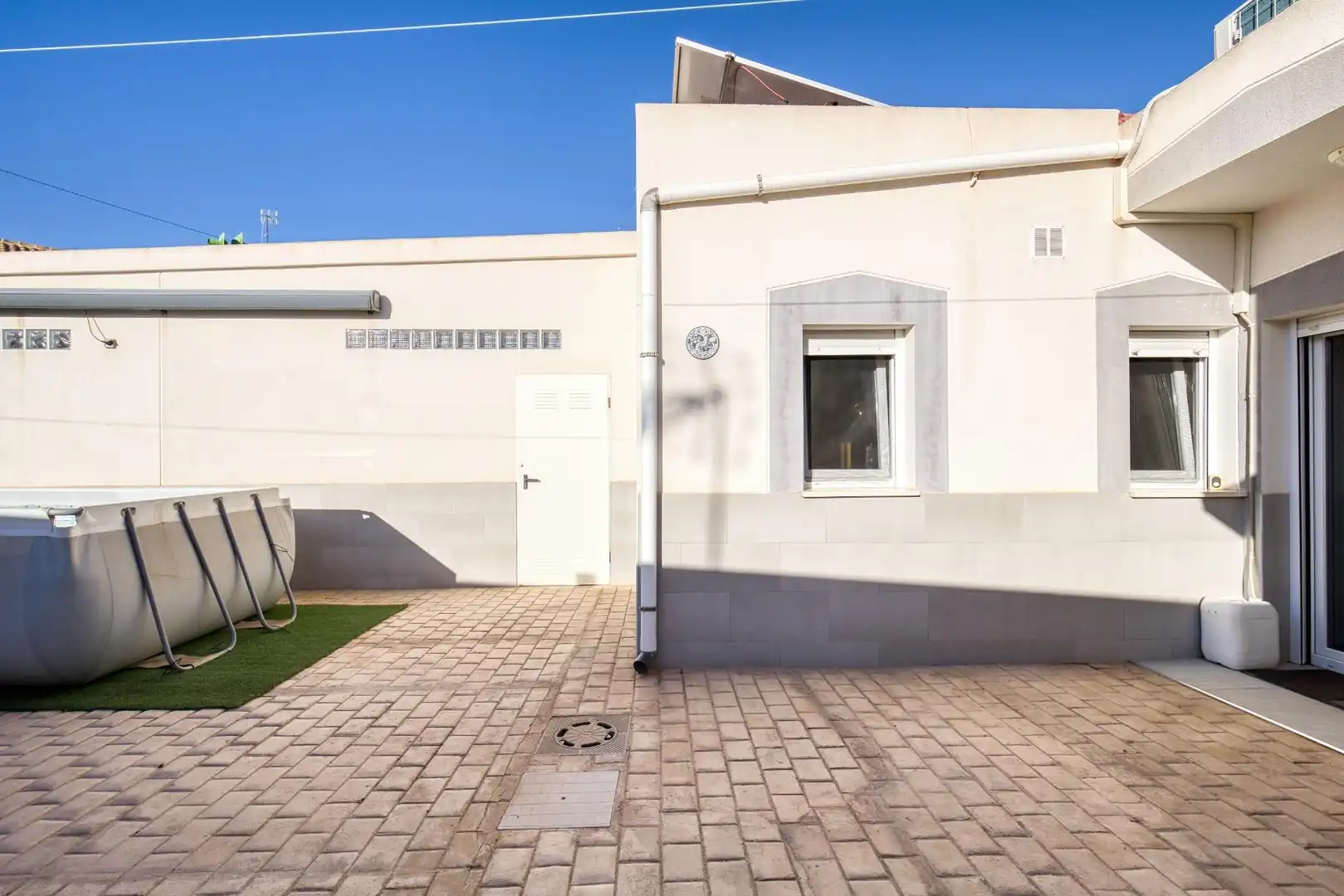 Vista exterior de Casa adosada en venta en Torre-Pacheco con Aire acondicionado, Calefacción y Jardín privado
