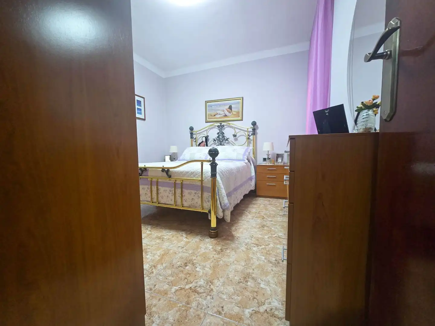 Habitación de Casa adosada en venta en Ripollet con Calefacción, Trastero y Horno