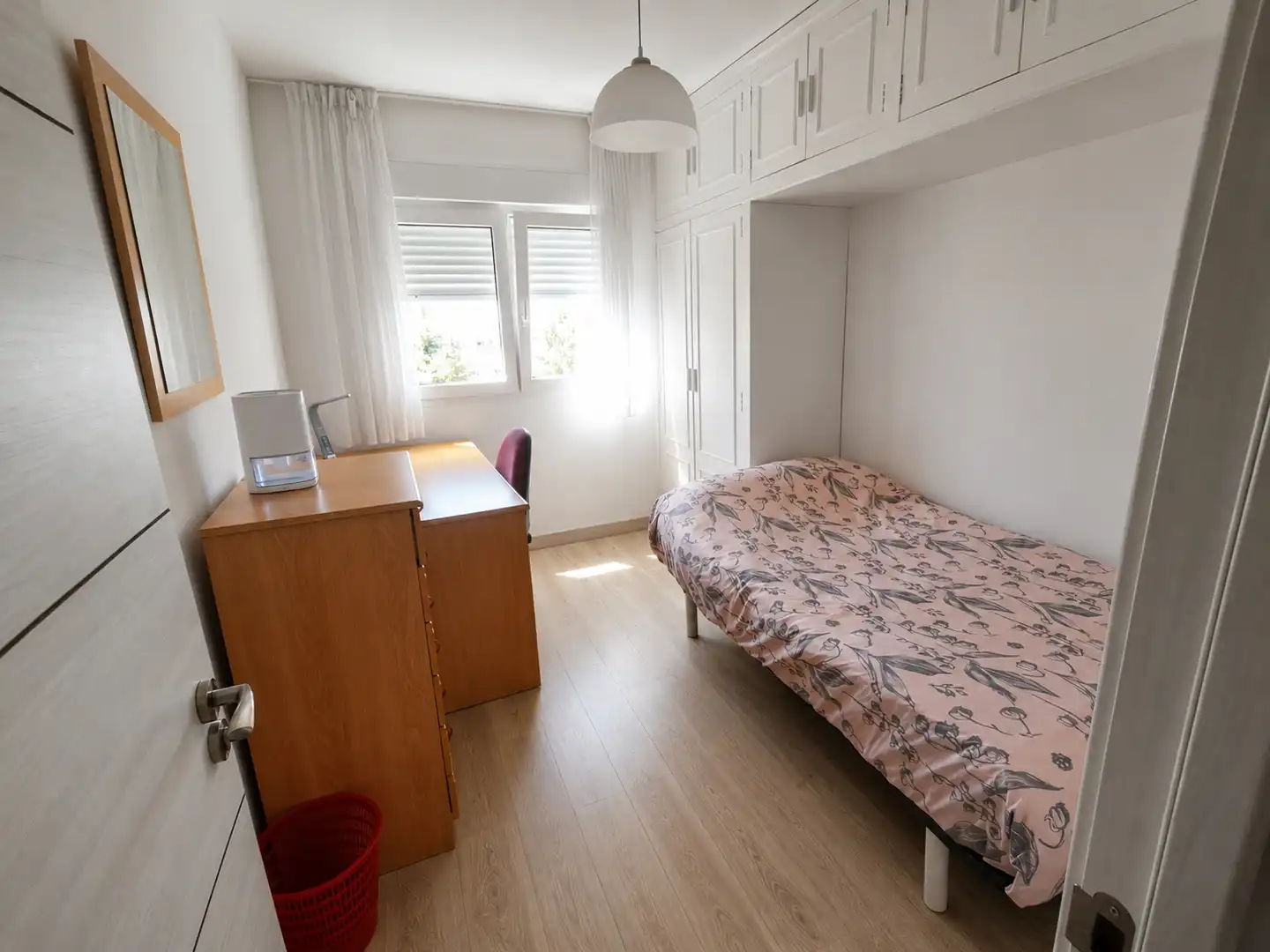 Habitación de Piso de alquiler en Santander con Calefacción, Amueblado y Horno