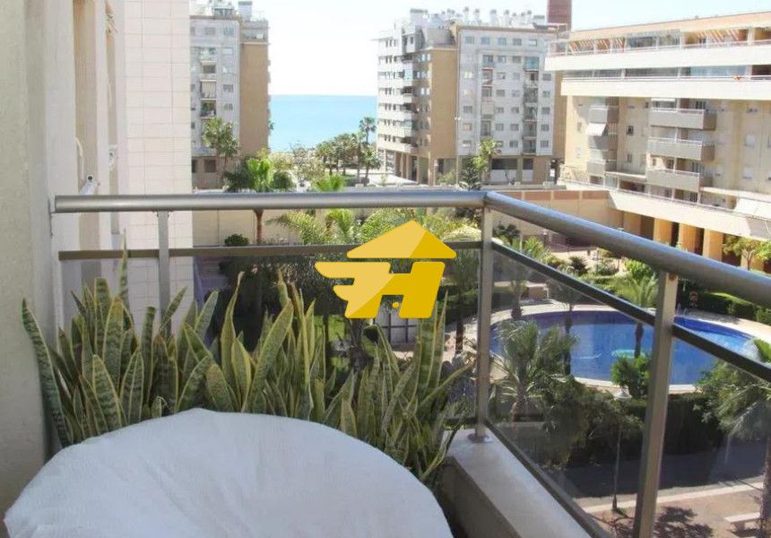 Terrassa de Pis de lloguer en Málaga Capital amb Aire condicionat, Jardí privat i Piscina
