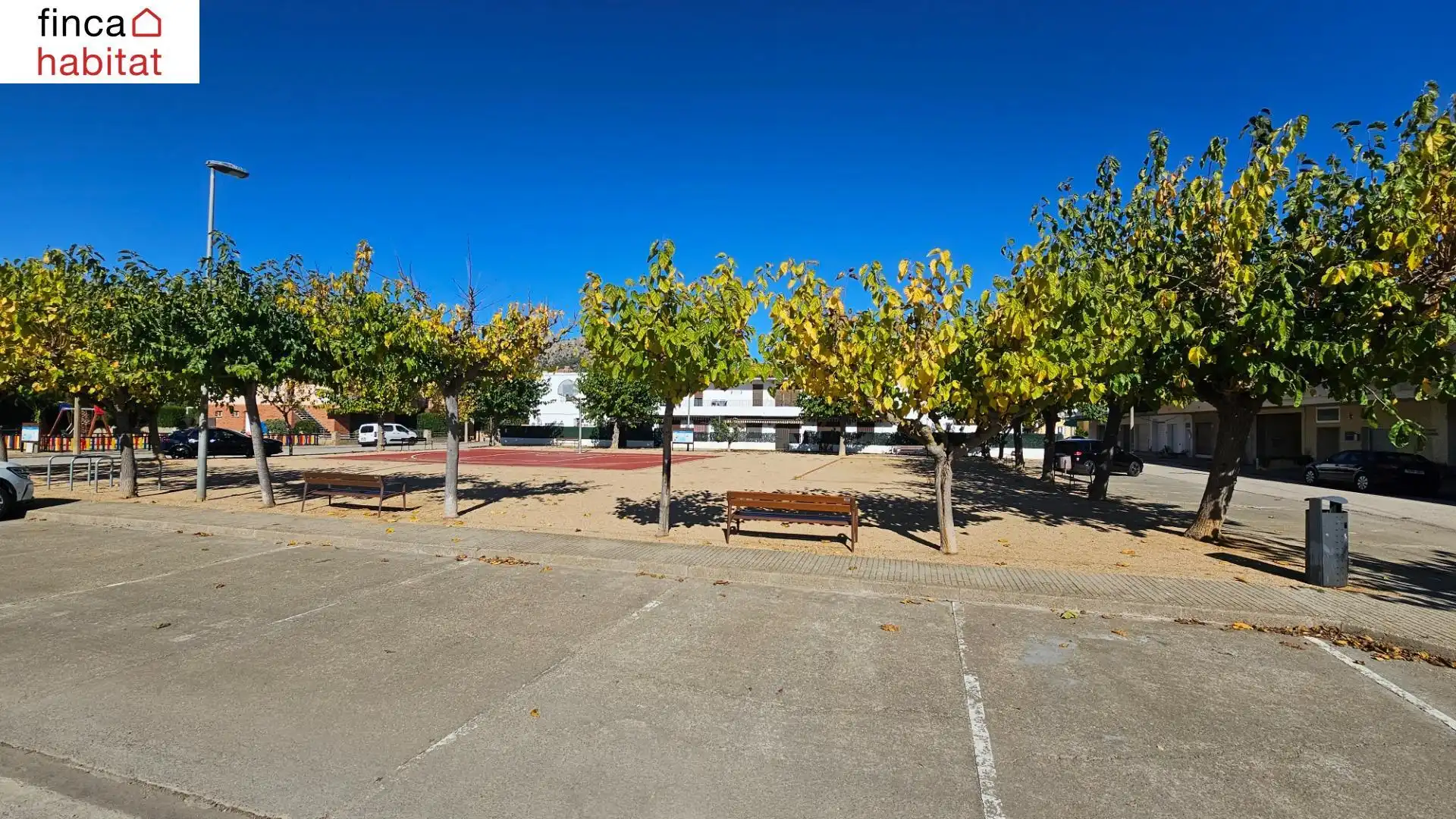 Parking de Apartamento en venta en L'Estartit con Terraza