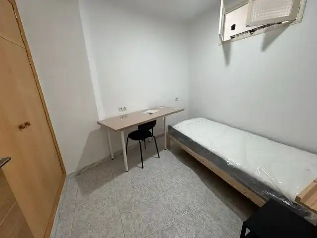 Bedroom of Flat for share in Alcoy / Alcoi  with Furnished