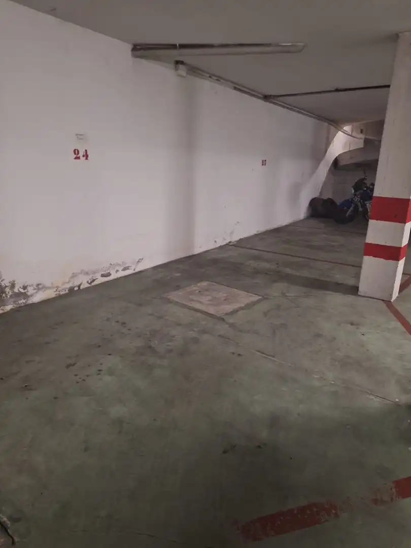 Garage zur Miete in Boiro