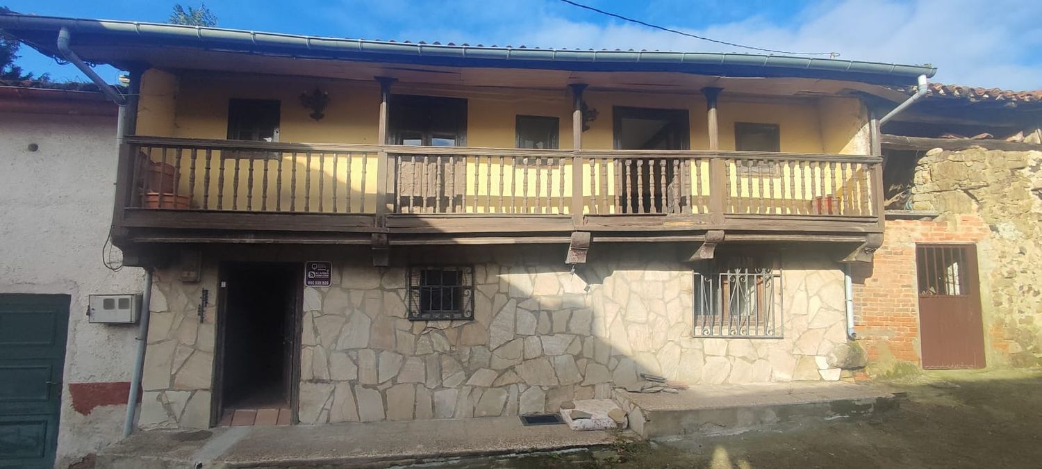 Exterior view of Single-family semi-detached for sale in Mieres (Asturias)