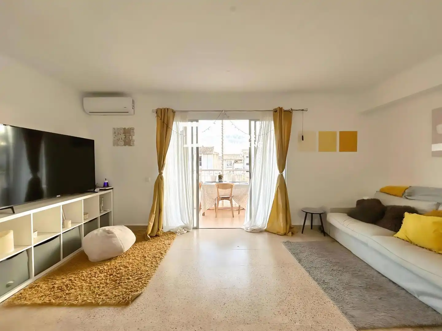 Sala d'estar de Pis en venda en Calvià amb Aire condicionat, Calefacció i Terrassa