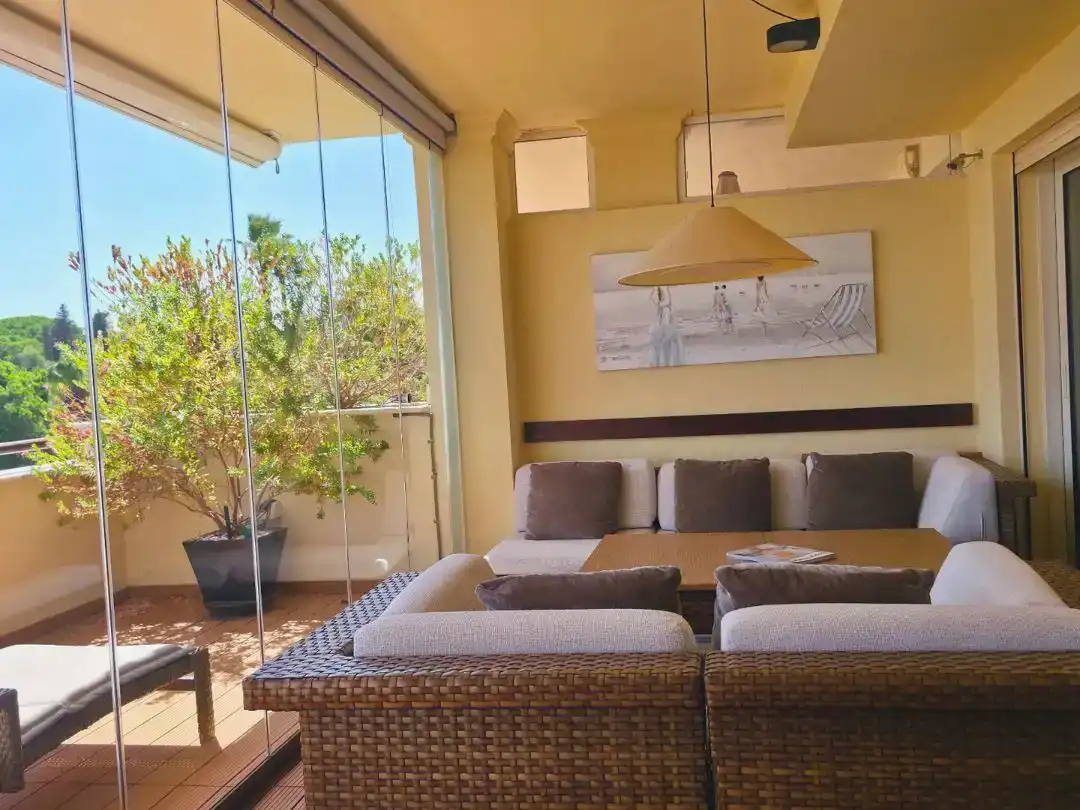 Terraza de Apartamento en venta en Marbella con Aire acondicionado, Piscina y Balcón