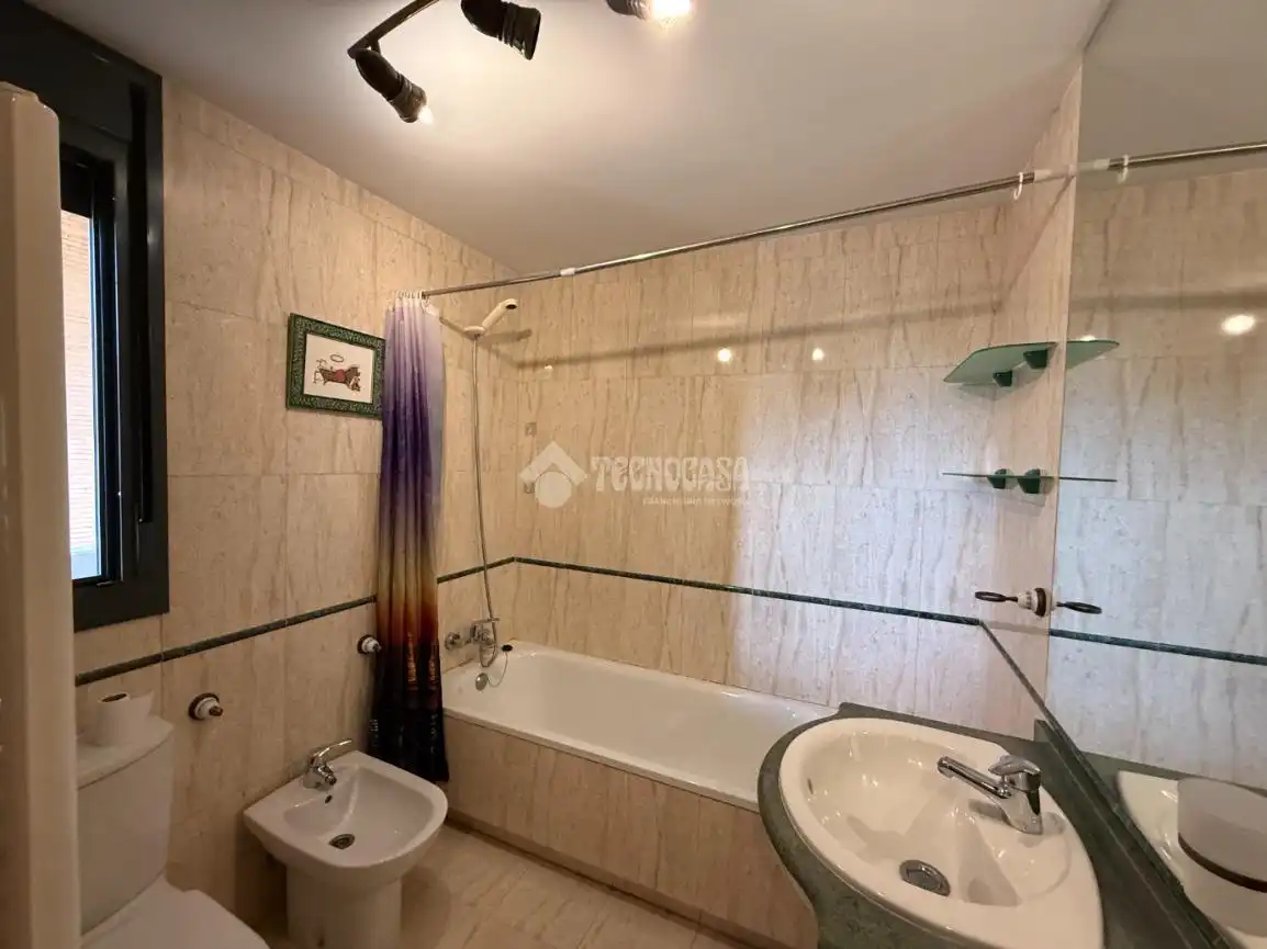Baño de Piso en venta en Madrid con Aire acondicionado, Calefacción y Parquet