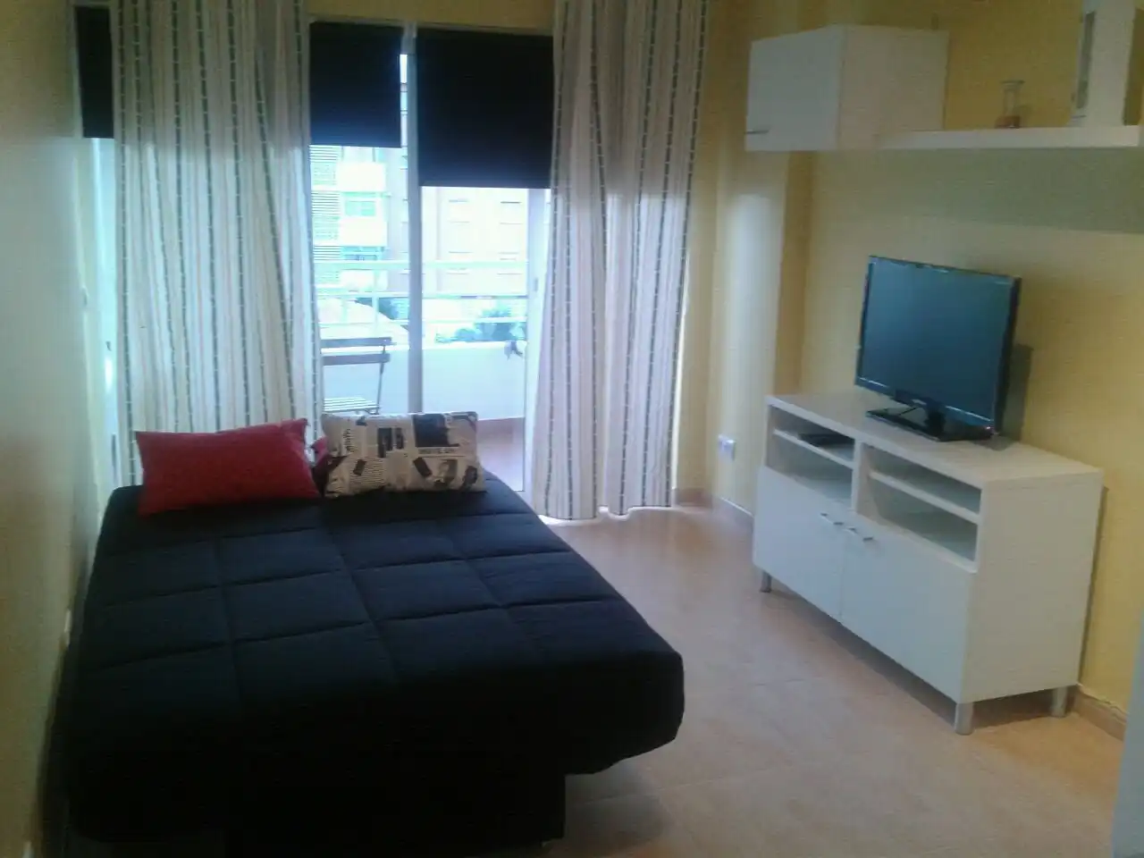 Sala de estar de Estudio en venta en Torremolinos con Aire acondicionado y Piscina comunitaria