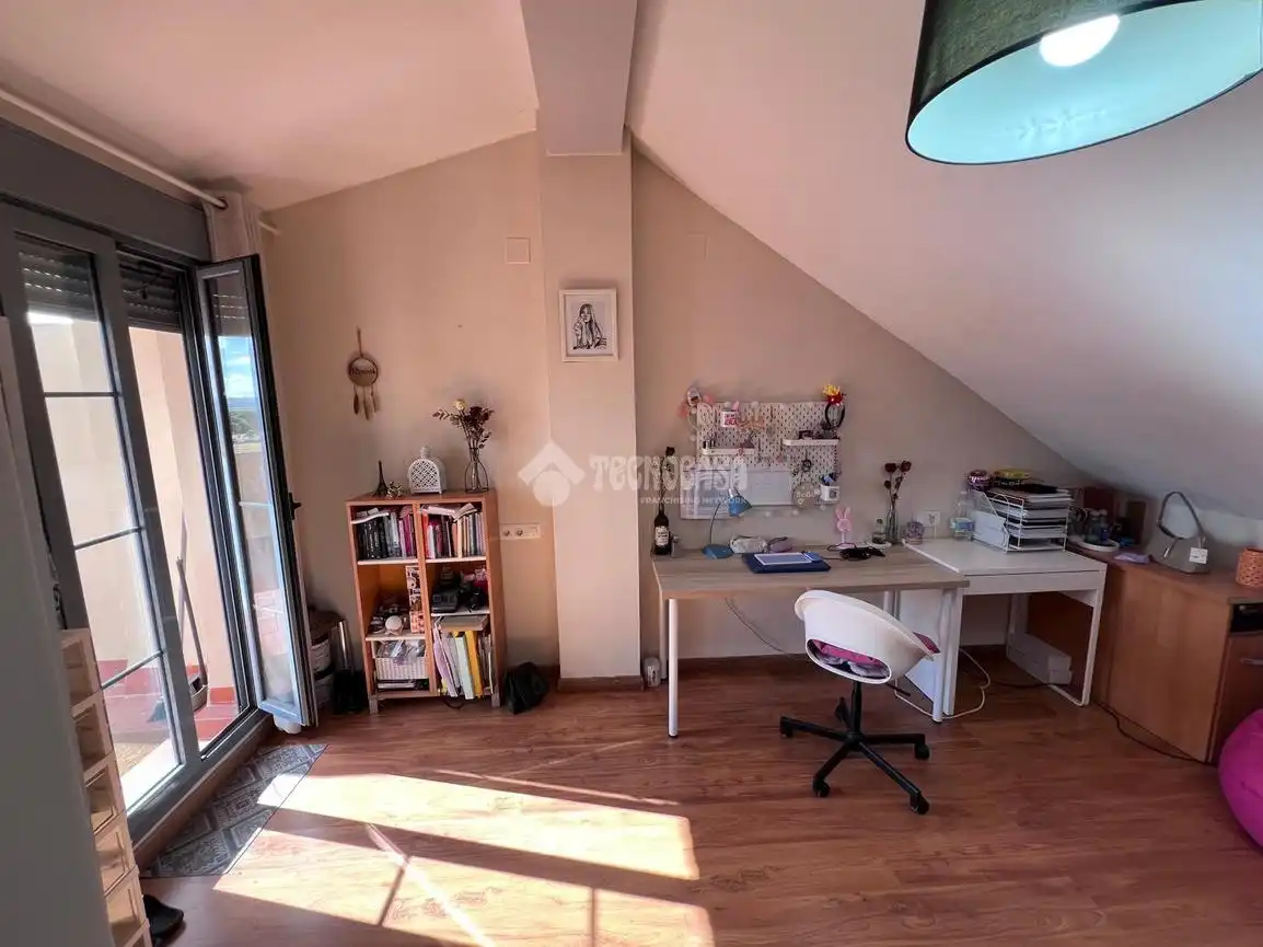 Dormitori de Casa adosada en venda en Aljaraque amb Calefacció